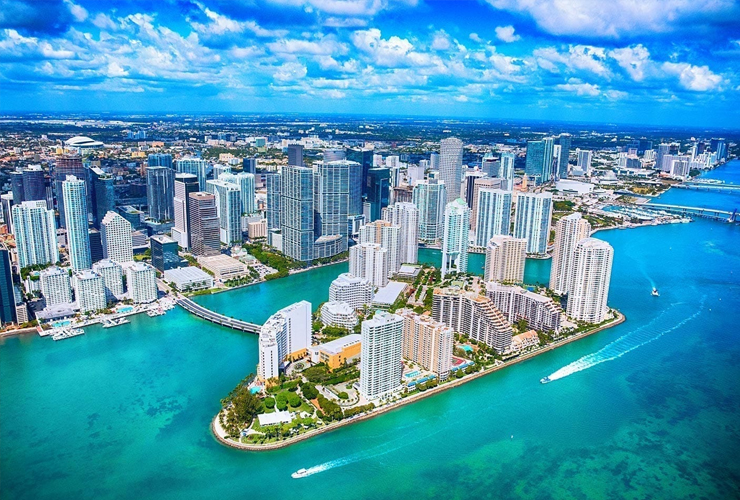 Miami, Florida city skyline